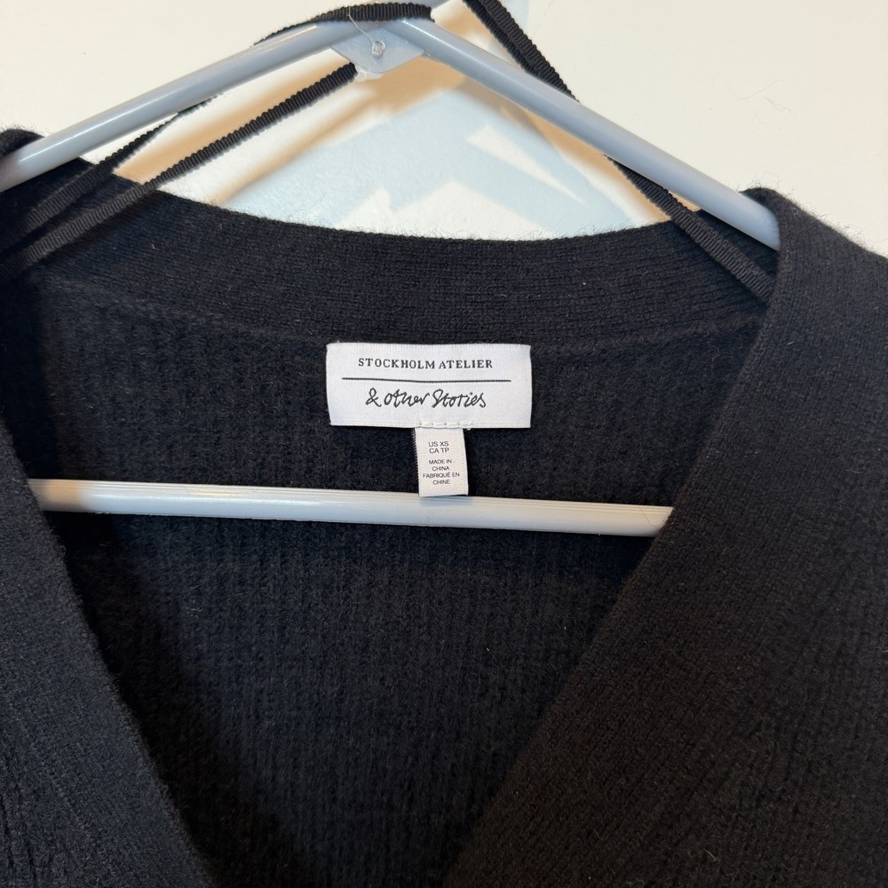 & Other Stories Womens Wool Ribbed Button Cardigan XS Dark Academia Coquette - Picture 3 of 6